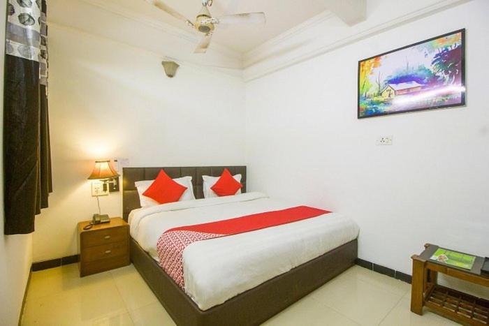Blossom Suites Bangalore Eksteriør billede