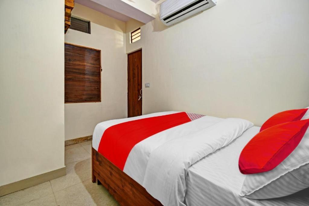 Blossom Suites Bangalore Eksteriør billede